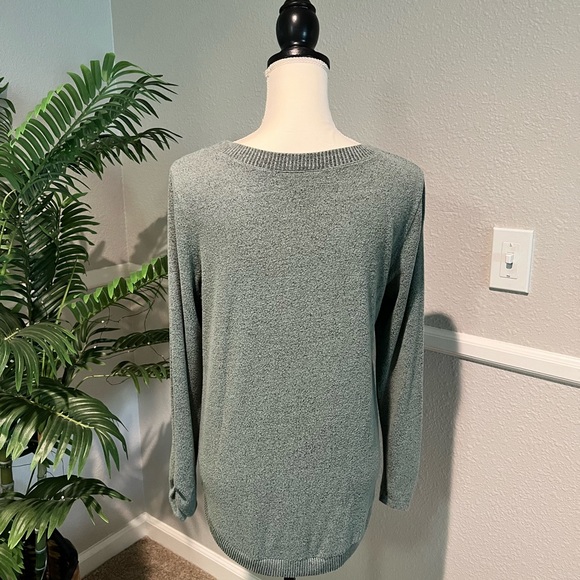 Stitch Fix Fortune & Ivy Lightweight Sweater - Picture 5 of 5